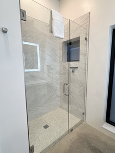 hall-bath2