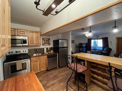 Kitchen Dining Area