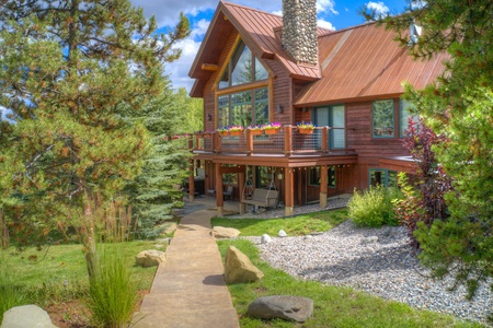 Entry Walkway