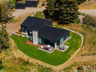 DJI_20250806121416_0923_D_SC4