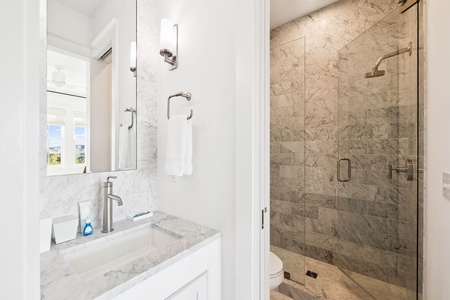 Array_153NCastleHarbourDr-23