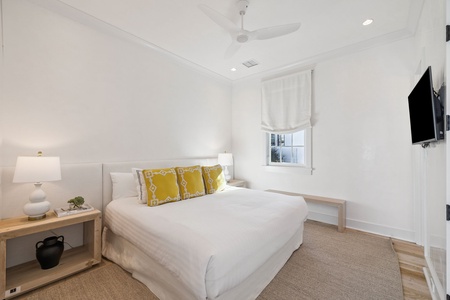 Array_45NCharlesSt-39