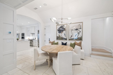 Array_45NCharlesSt-37