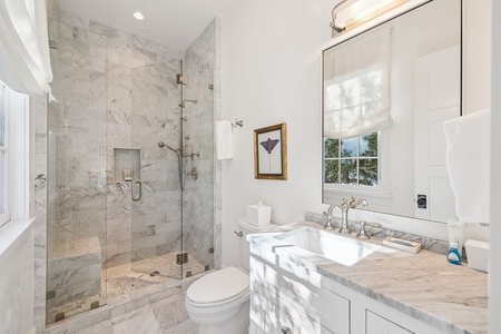 Array_45NCharlesSt-40