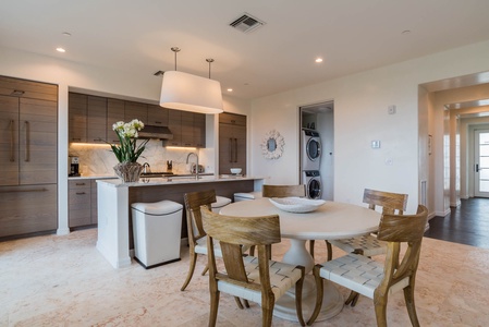 Dining Room & Kitchen