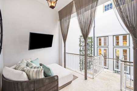 Array_163NCastleHarbourDr-31