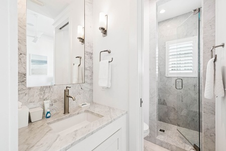 Array_153NCastleHarbourDr-37