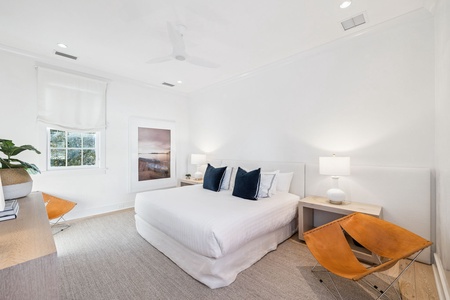 Array_45NCharlesSt-42