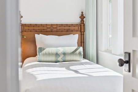 Array_163NCastleHarbourDr-28