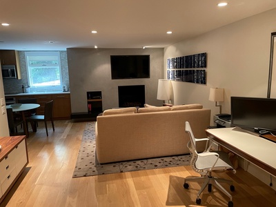 711 Living Room