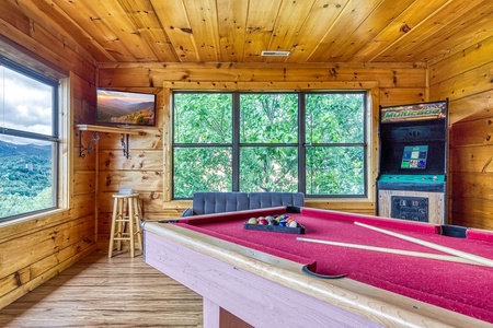 Pool & Arcade Room