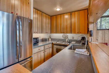 CH 073 Black Butte Ranch OR 97759 Large-6