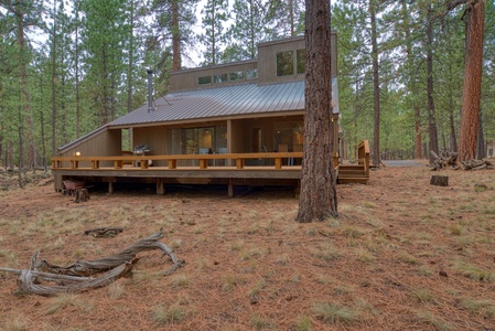 SM-70-Black-Butte-Ranch-OR-97759-4-scaled-1