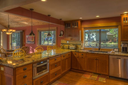 GM399_20160713_003_Kitchen-scaled-1