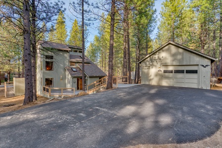 GM-085-Black-Butte-Ranch-OR-97759-Large-1-scaled-1