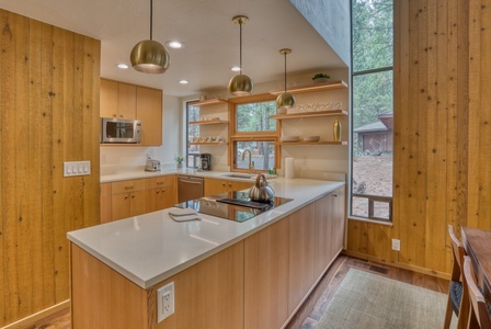 SM-70-Black-Butte-Ranch-OR-97759-12-scaled-1