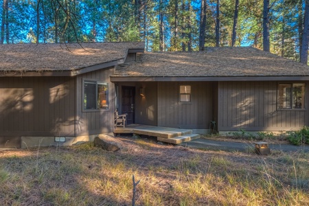 GH-138-Black-Butte-Ranch-OR-97759-Large-01