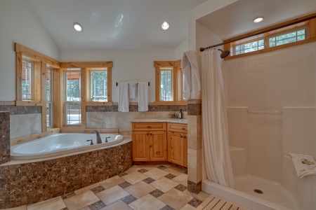 GH 028 Black Butte Ranch OR 97759 MLS-15