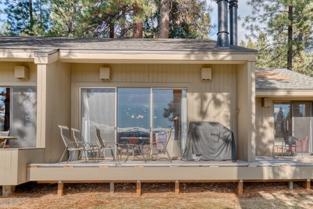 LC-21-Black-Butte-Ranch-OR-97759-Large-15
