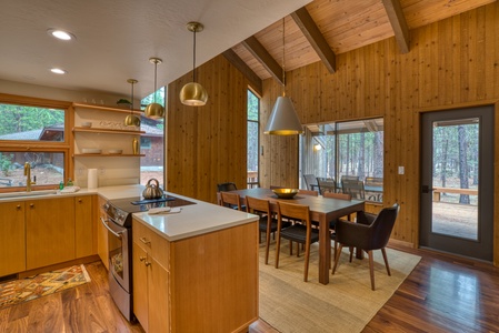 SM-70-Black-Butte-Ranch-OR-97759-11-scaled-1