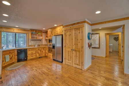 GM-101-Black-Butte-Ranch-OR-97759-13-scaled-1