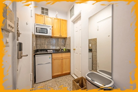 Apt. 2F-15