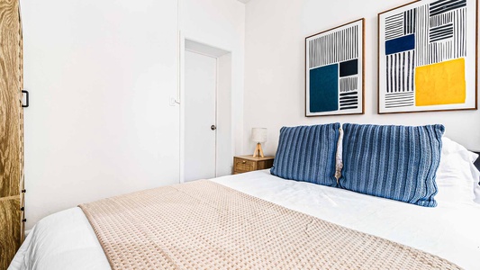 677b4fa2d65e381428ceafc1_676a831a470cdac8422e90f8_1022_2520Bedroom_25202.2-2