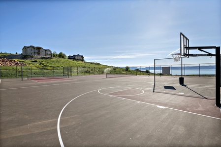 The Reserve at Bear Lake-Clubhouse Sports Courts