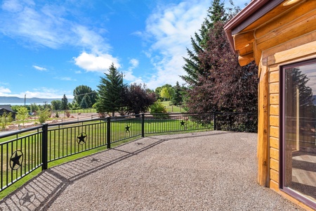 Green Canyon Chalet-Deck Views