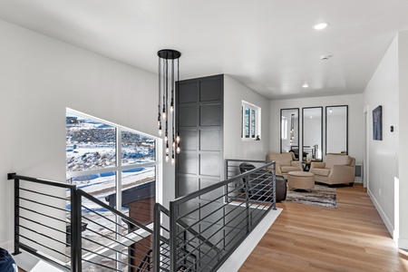 Bluffs at Blue Sage-Loft, floating stairway and views to SW (Upstairs South Center)