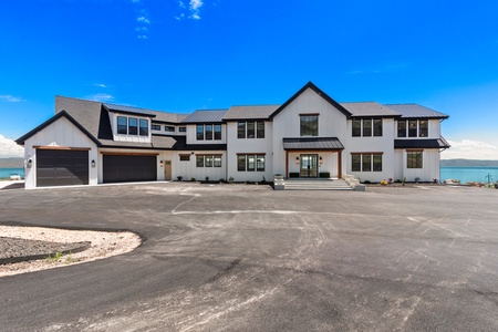 Bear_Lake_Luxury_Rentals_Monster_Mansion127