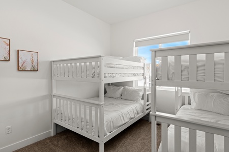 Ozark Lodge-Bedroom 3 (Full over Full, Twin over Twin-sleeps 6; Main Floor-North Center)