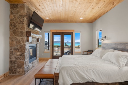 Ranch-House_Bedrooms_2