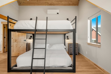 Ranch-House_Bunk-Room_3