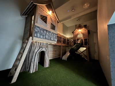 Monster Mansion-Playroom-8