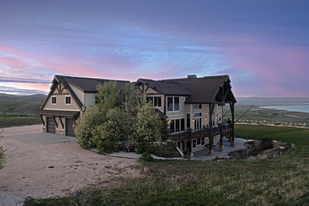 Averon Lodge - Bear Lake Luxury Rentals