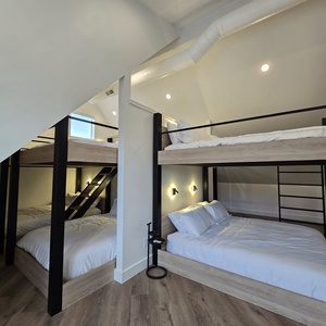 Monster Mansion-Bedroom 4 w/ 3/4 Ensuite (Upstairs North)