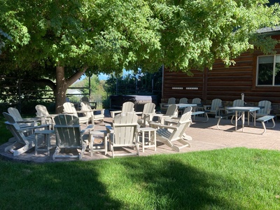 Mini-Papa Bear Lodge-Fire Pit Area w/ seating (Backyard NE)