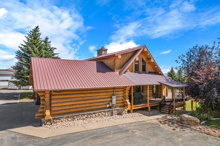 Green Canyon Chalet-Side parking area near kitchen door