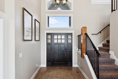 Golden Gable Lodge-Entryway and stairs leading upstairs.