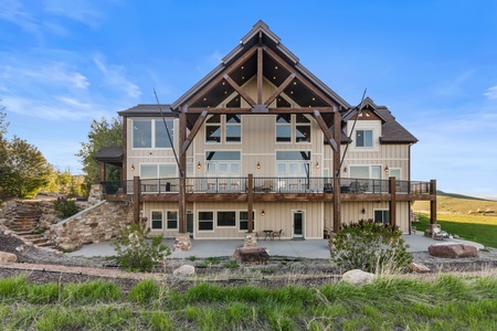Averon Lodge - Bear Lake Luxury Rentals. Large backyard with a view.