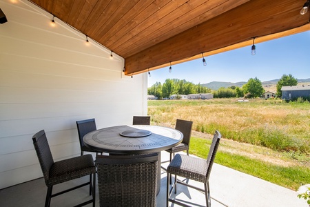 The Silo-Outside eating area