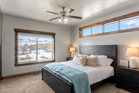 Polaris Peak-Master Bedroom w/Full Ensuite (Main Floor Westcenter-King Bed)