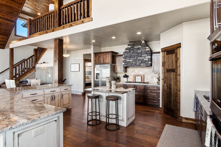 Polaris Peak-Kitchen Island (Main Floor South Center)