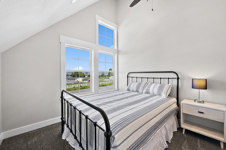 Nantucket-Bedroom #4 (Upstairs East Center)