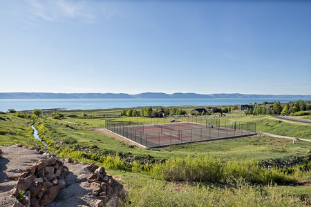 The Reserve at Bear Lake-Clubhouse Sports Courts