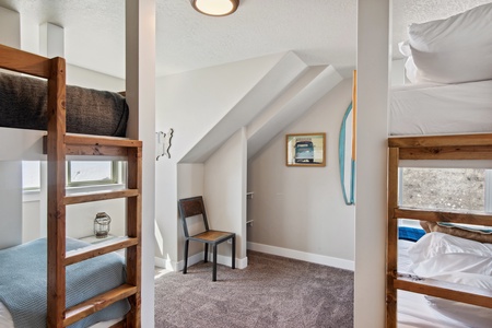 Golden Gable Lodge-Bedroom 2 (Upstairs): 2x Twin over Twin Bunk Beds (accommodates 4)