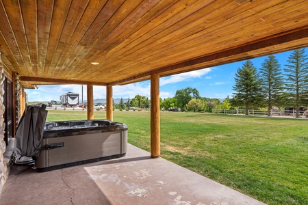Green Canyon Chalet-Patio view with Hot Tub