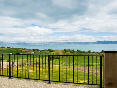 Bear Lake Luxury Rentals - Emerald Estate-08