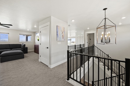 Sapphire Lodge-Upstairs hallway to Bunk Room and Family Room #3